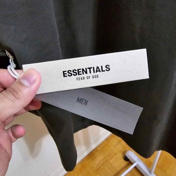 Fear of god essential sweatshirt - Picture 5 of 6